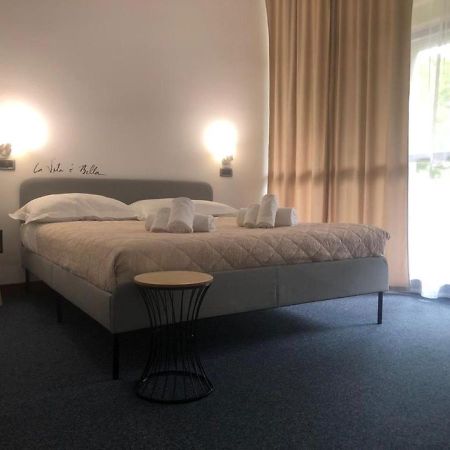 Hotel Domus Cerreto dʼEsi Εξωτερικό φωτογραφία