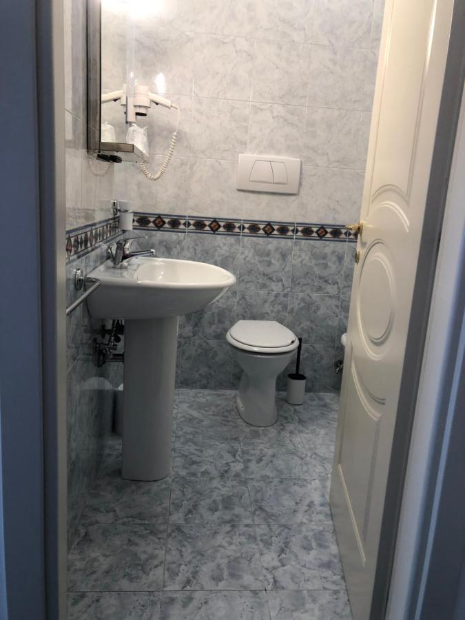 Hotel Domus Cerreto dʼEsi Εξωτερικό φωτογραφία