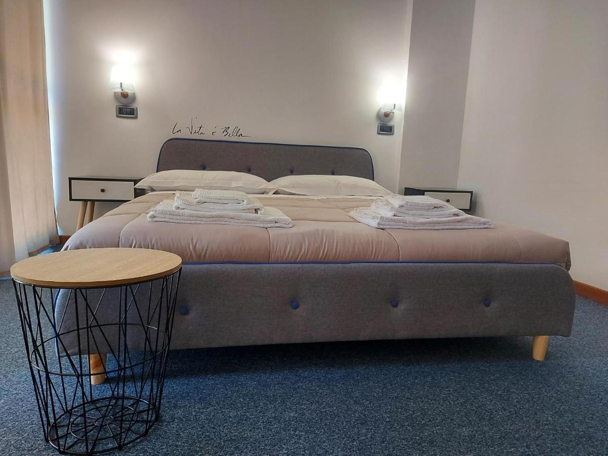 Hotel Domus Cerreto dʼEsi Εξωτερικό φωτογραφία